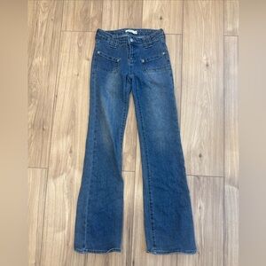 Women's S.O.N.G Low Rise Flare Jeans Size 00/23 Front Pockets Medium Wash